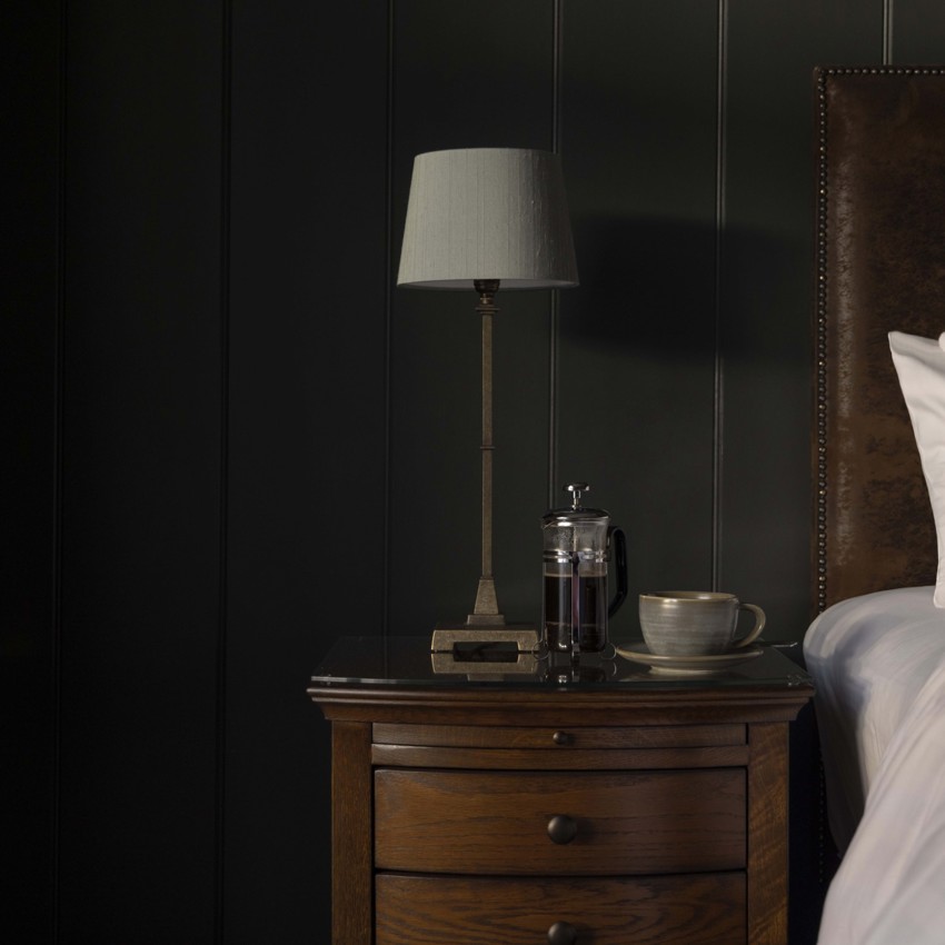 Balmoral Arms Feature Room Wide