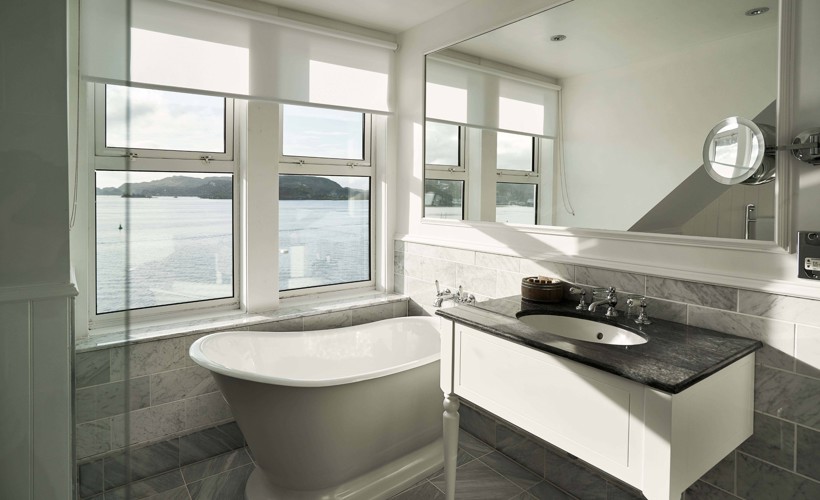 Oban Bay Hotel Junior Suite Bathroom 4