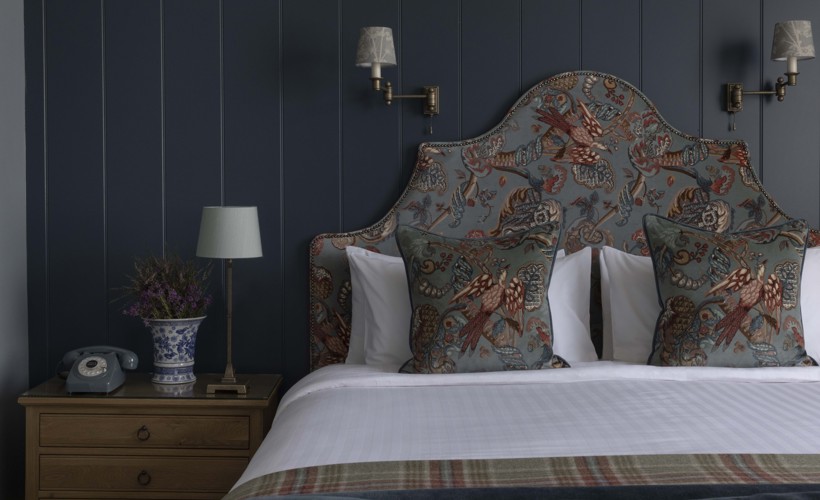 Balmoral Arms Premium Loch Muick Tight Landscape