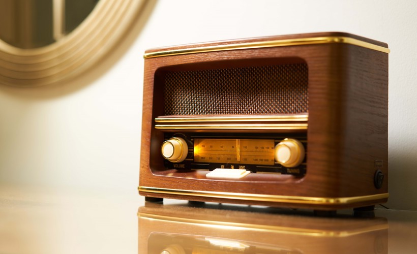 Details Radio