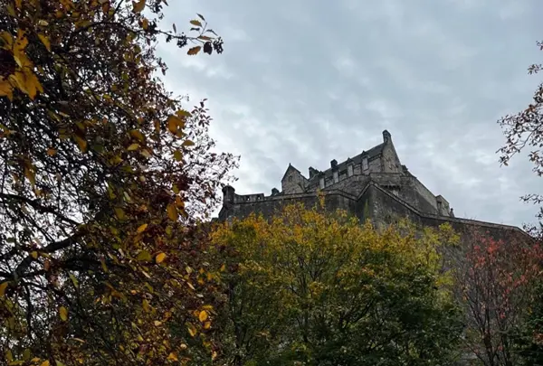 Edinburghcastleautumn