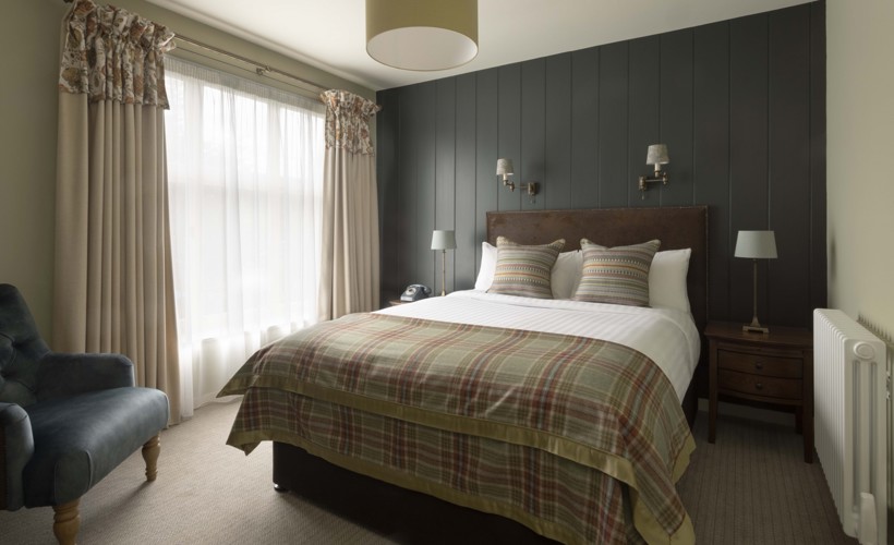 Balmoral Arms Feature Room Wide