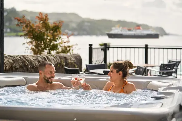 Oban Bay Hotel Thermal Experience Hot Tub With Champagne