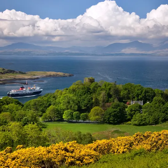 0I5d9687 Mull Ferry Passes Dunollie From Battleship Hill Small