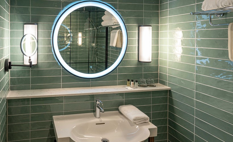 Dunkeld House Hotel Room 220 Family Room Walk In Shower